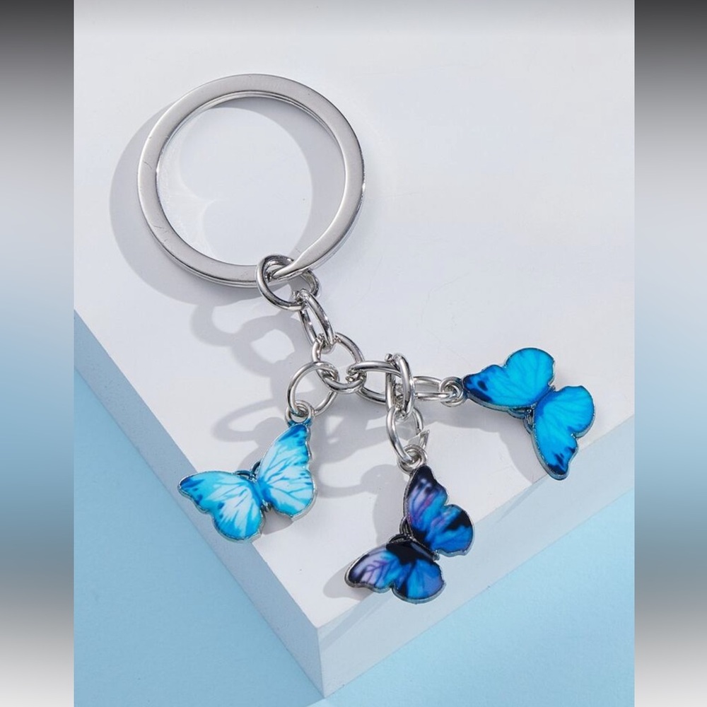 SHEIN Blue Butterfly Charm Keychain
